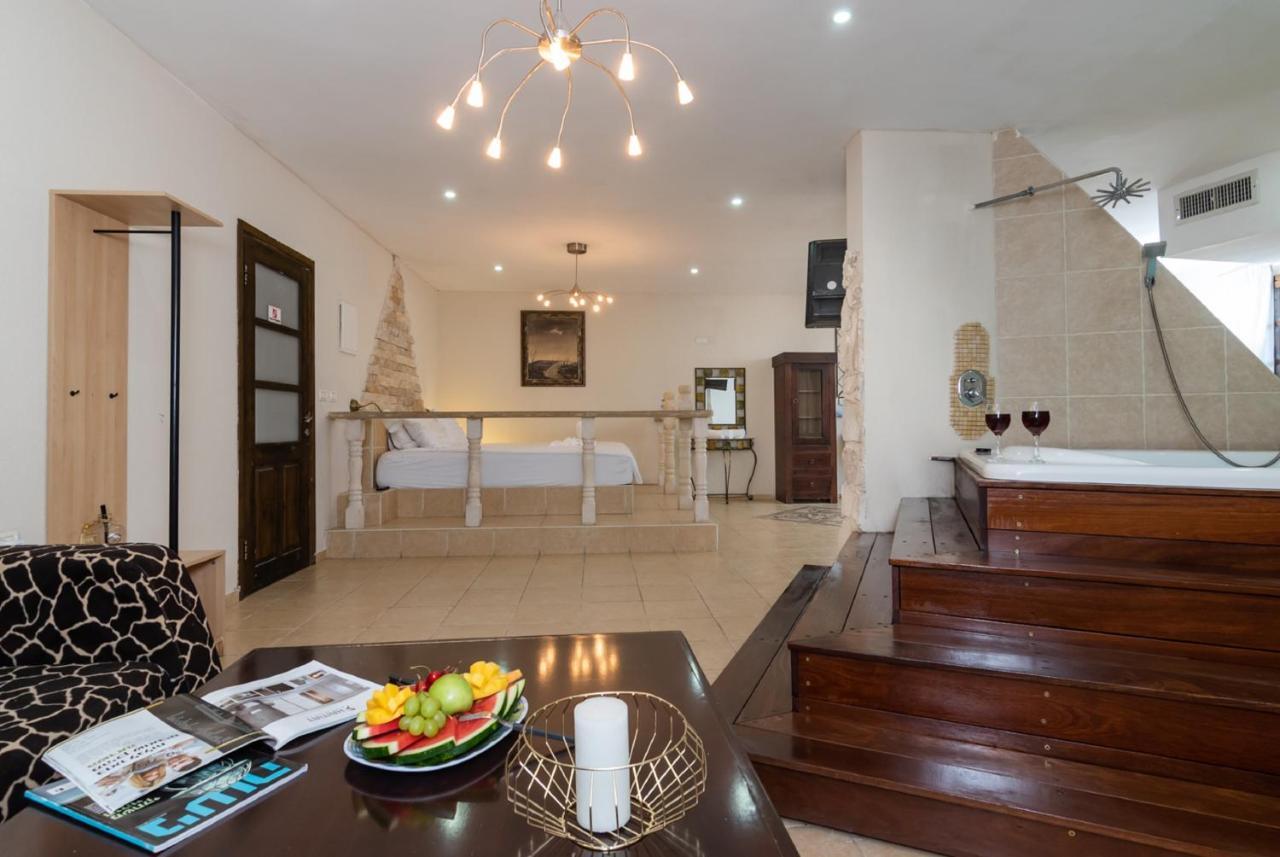 °BRUSH MANSION BARAK (Israel) - von € 167 | iBOOKED